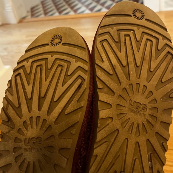 Ugg knit boots - Picture 3 of 3